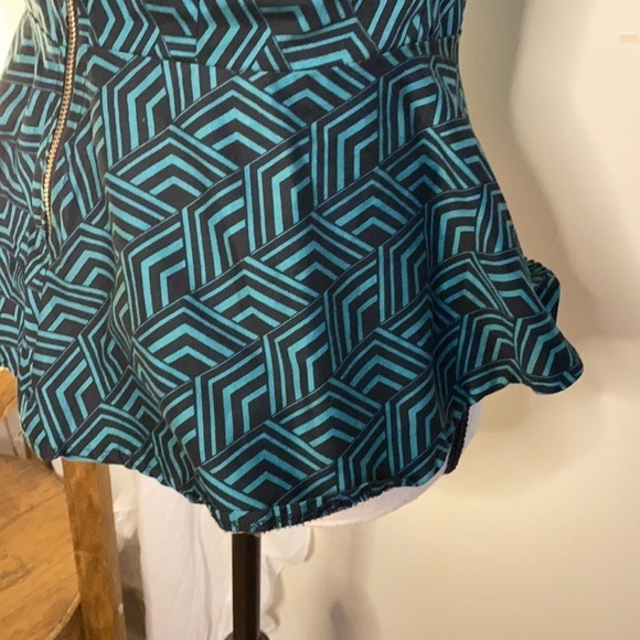 Closet London Green Black Sleeveless Collared Back‎ Zip Top Size 10 - Picture 4 of 7